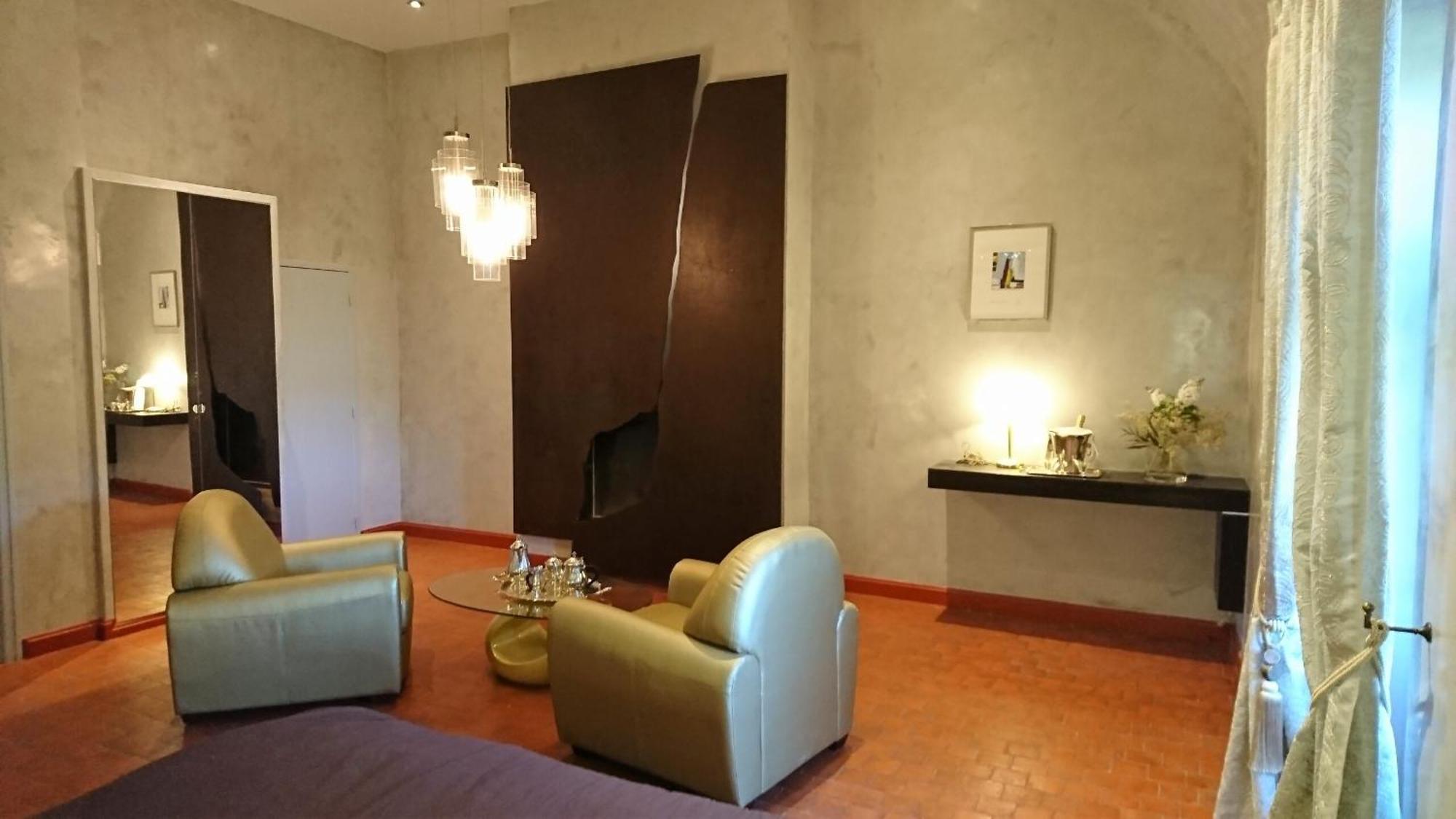Chateau La Servayrie - Chambre D'Hotes Marcillac-Vallon Номер фото